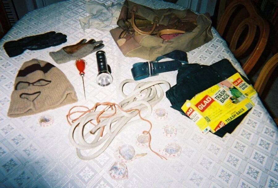 Mais de 30 fotos de cenas de crimes de assassinos em série horríveis