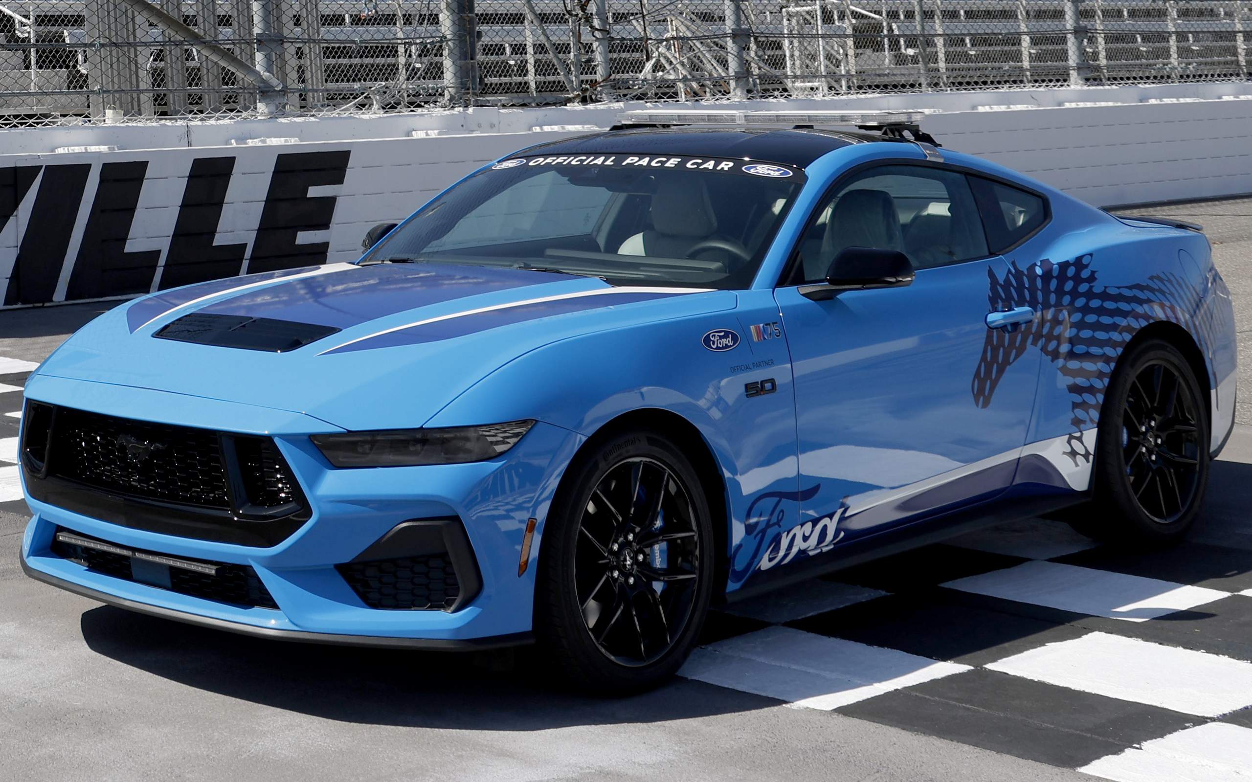 Novo Mustang GT 2024 estreia como pace car da NASCAR Via Motors