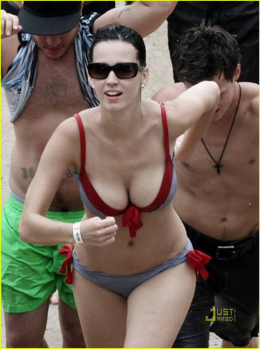 Katy Perry Hot Bikini