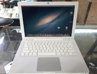 Laptop MacBook 13" A1181 Intel Core 2 Duo 2.13GHz RAM 4GB HDD 320GB Seken