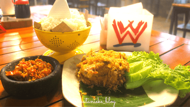 Ayam goreng sambelan Warung Wareg Batu