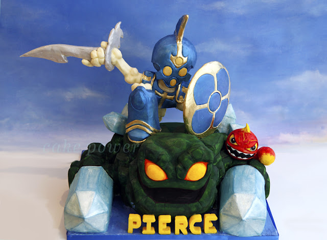 http://cakepower.blogspot.com.br/2012/08/cakify-your-game-skylanders-spiros.html