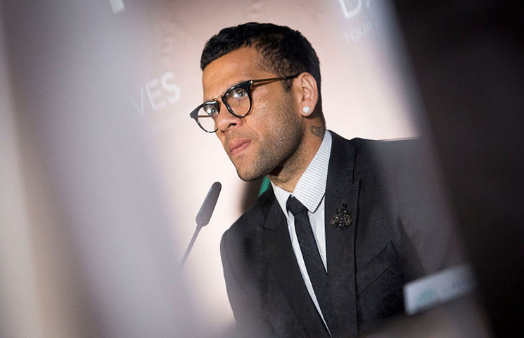 Alves: "U Barci je preudobno"