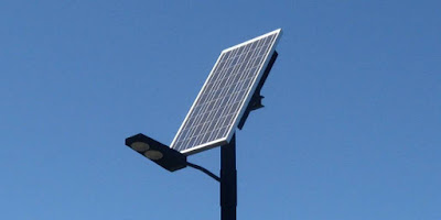 solar powered street lights