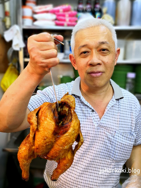 Tong-Kee-Chicken-Rice-東記雞飯-Tanglin-Halt-Food-Centre-Singapore