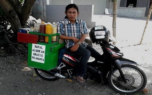 Jamu dan Buku Gratis Bagi Pelanggan Yang Hafizh Quran 