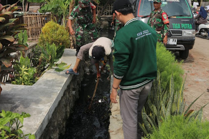 KKM Institut Pangeran Darma berpartisipasi dalam Kegiatan Gotong Royong Pembersihan Saluran Air di Desa Lombang Juntinyuat