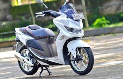 Foto Modifikasi Honda Spacy 2012, Rasa NMAX Small Size