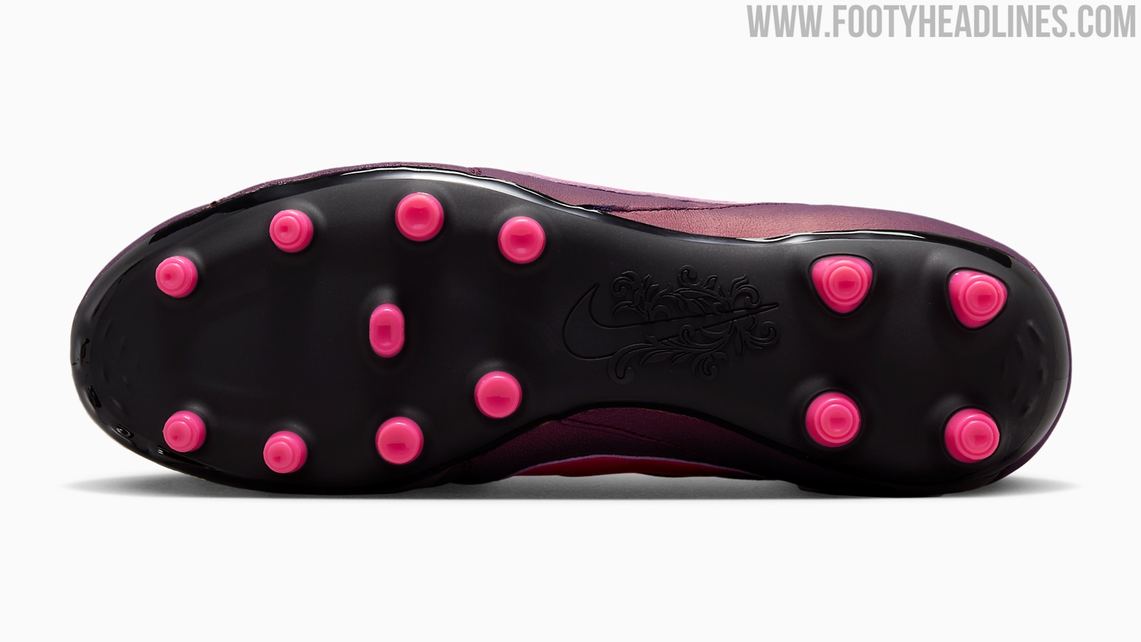 Bewust worden diameter Bouwen Space Purple' Nike Premier III Boots Released - Footy Headlines