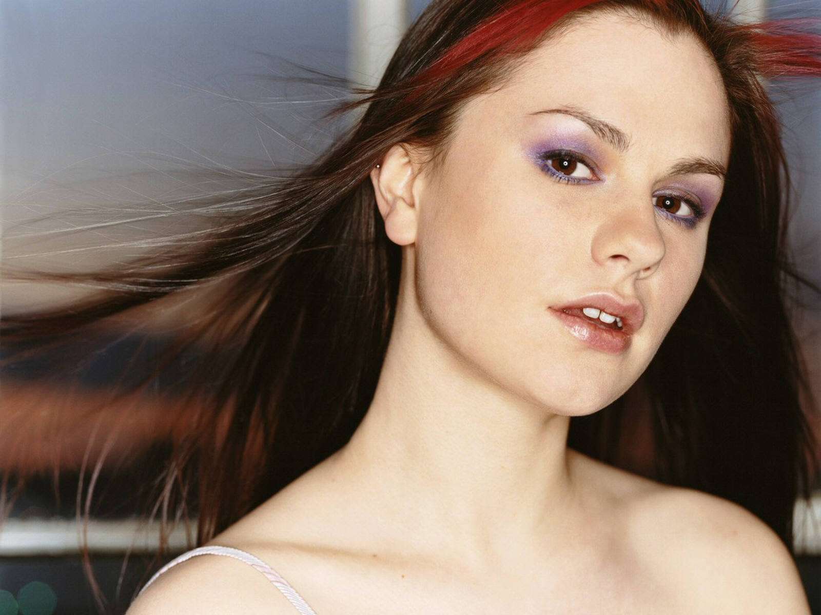 Anna Paquin HD Images and Wallpapers - Hollywood Actress