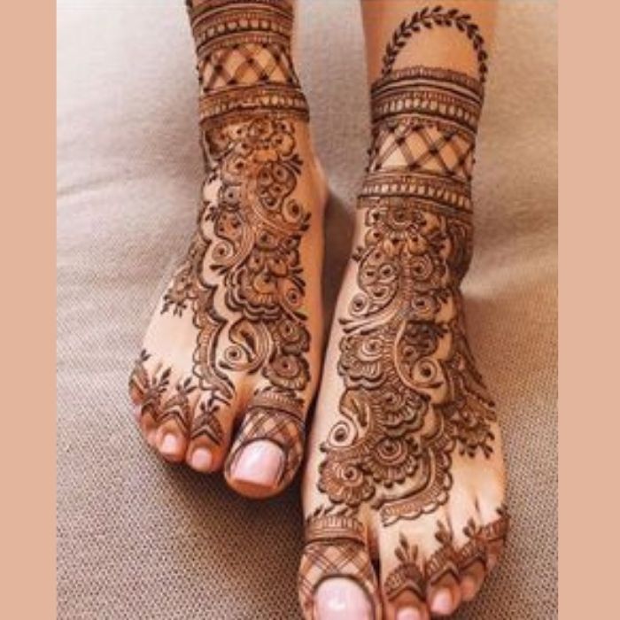 leg Mehndi Design Simple