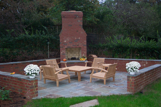 Outdoor Brick Fireplace4