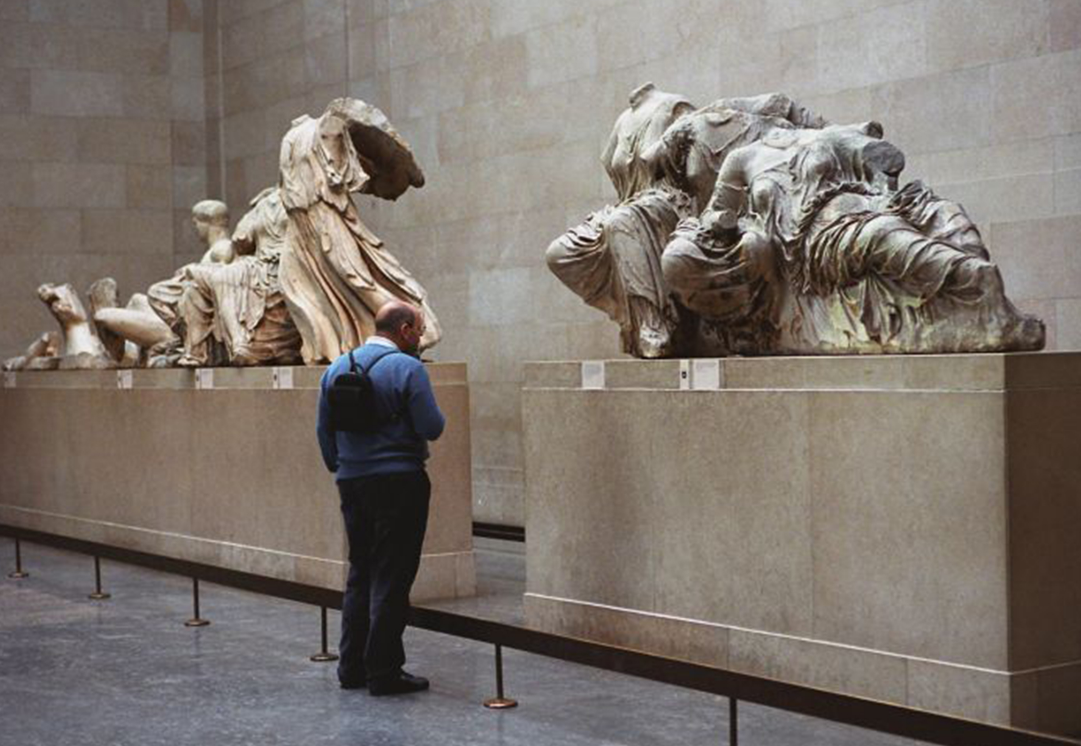 Britain urged to begin talks on Parthenon marbles