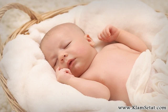 وضعيات النوم المريحة للطفل الرضيع