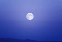 maria duval full moon