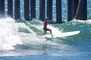 us open of surfing wsl surf30 Chloe Calmon 22VDTI 0784 KennyMorris