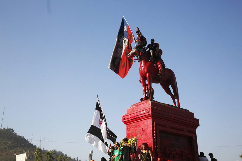 Se puede sacar la estatua del general Baquedano de Plaza Italia