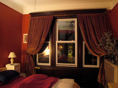 Black Bedroom Curtains on Midnight Blue Velvet Drapes Lined With Gold And Black Silk Lend