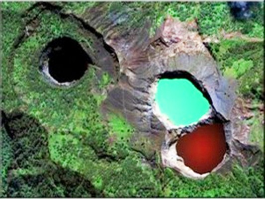 Gambar Danau Kelimutu, pantai, gunung, wisata keluarga, candi, pemandangan, Tempat Wisata Terindah di Indonesia