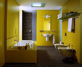 Baño color amarillo