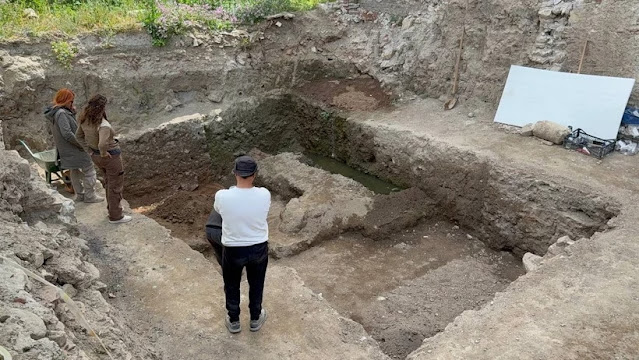 Ανακαλύφθηκε ψηφιδωτό της παλαιοχριστιανικής εποχής στην αρχαία Νίκαια: ιστορικός ενθουσιασμός ενόψει της επίσκεψης του Πάπα Λέοντα ΙΔ'
