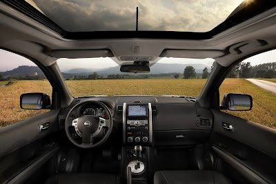 2011 Nissan X-Trail SUV Car Interior