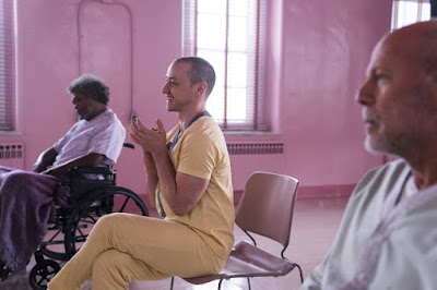 Glass 2019 Samuel L Jackson James Mcavoy Bruce Willis Image 2