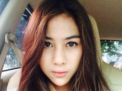 Bio Artis: Biodata dan Biografi Adinda Thomas