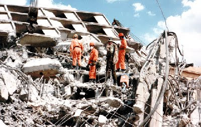Temblor on Un Mundo Raro  A 24 A  Os Del 19 De Septiembre De 1985  Cicatrizes