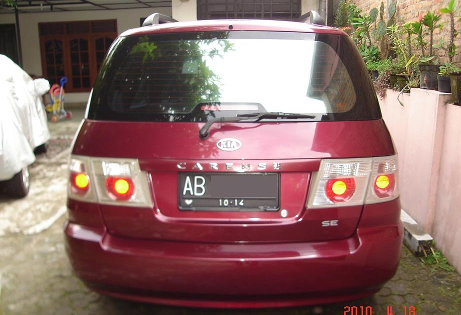 Jual Beli Mobil Yogyakarta Jual KIA Carens II 2004 M T 