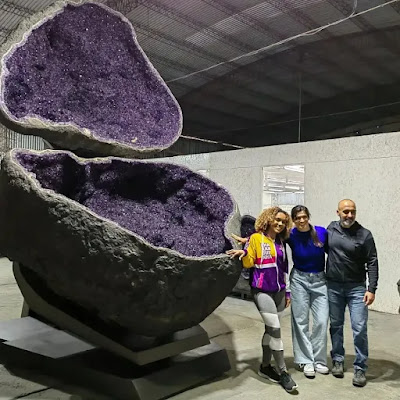 Huge amethyst geode from Uruguay