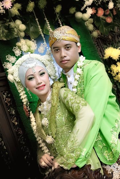 Contoh Gambar Foto Pernikahan  Album Wedding