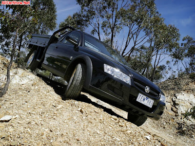 2005 Holden VZ One Tonner Cross 6