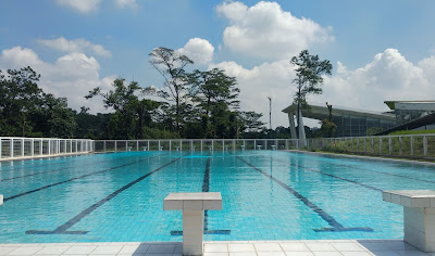 Kaum Rebahan ID Mecoba Berenang Di Kolam Renang Felfest UI (Universitas Indonesia)