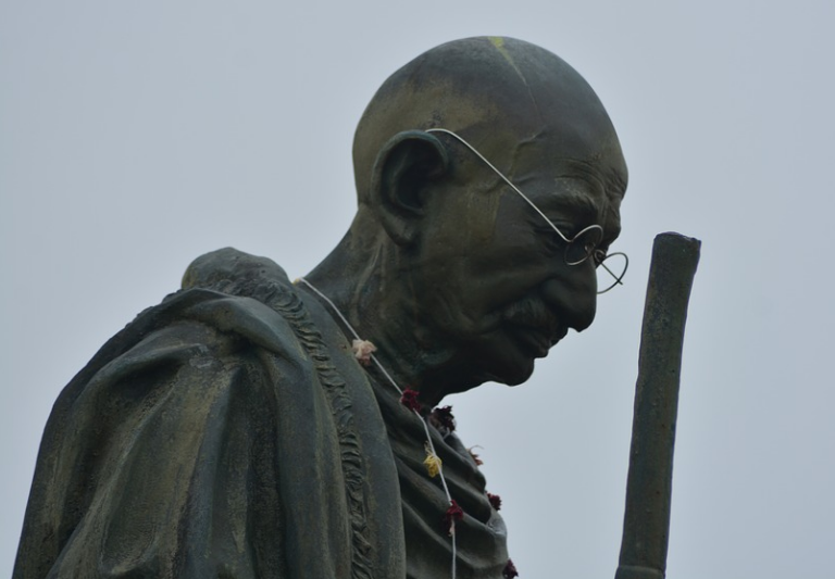  Kata Kata  Mutiara Mahatma Gandhi Terbaru dalam  Bahasa  