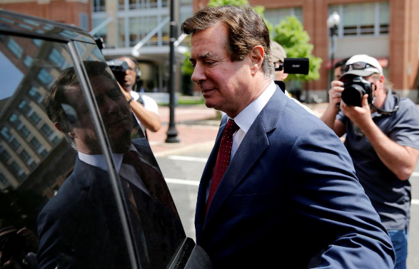 Manafort Is 1st Ex-Trump Aide To Go On Trial In Russia Probe 