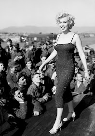 Marilyn Monroe con las tropas americanas en Corea