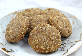 Ginger Cashew Cookies