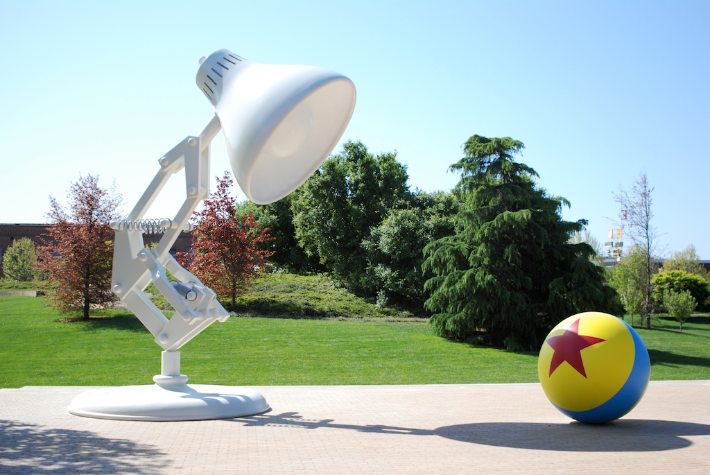 pixar lamp. Luxo Jr. the Lamp and ball