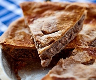 Pastel de carne con masa