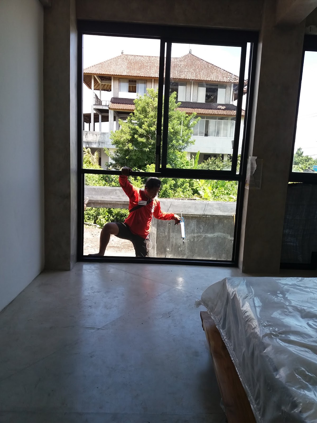 Pintu Kamar Mandi dan Jendela  Sliding  dari Besi Hollow