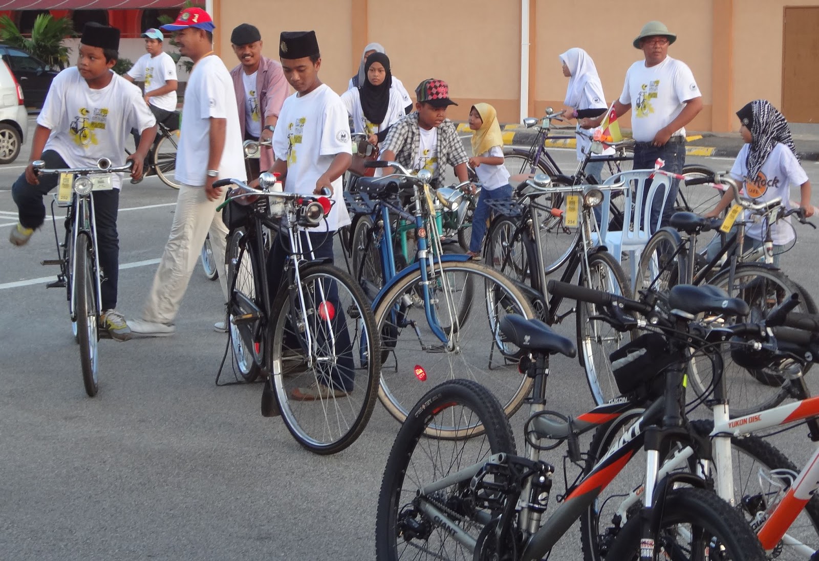 Koperasi Usahawan Produk Desa Shah Alam Berhad: Kayuhan ...