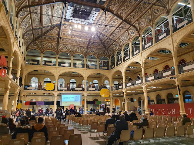 Bologna - Biblioteca Salaborsa