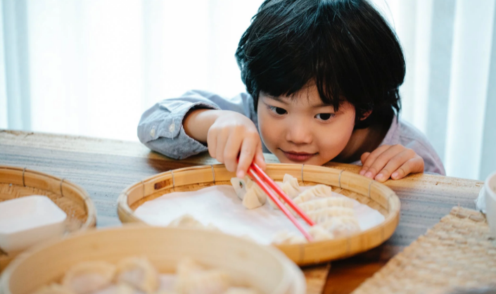 How to Pick the Right Insurance Policy for Children?