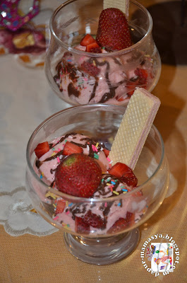 Dapur Mamasya: Strawberry Frozen Yogurt & Aiskrim Turki