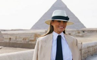 Resultado de imagem para Outubro Vermelho, mas Melania usa chapÃ©us brancos no QuÃªnia