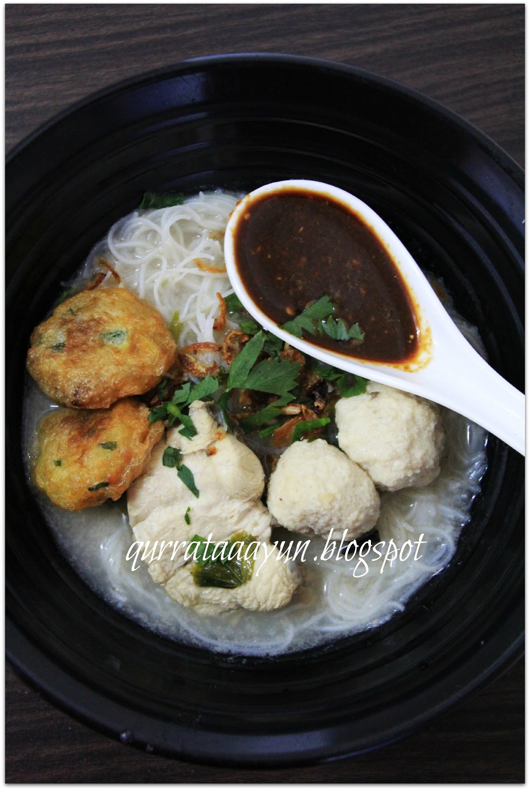 Life is a Constant Battle: Soto Ayam + Bebola Ayam
