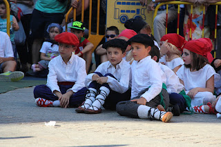 Grupo de danzas Erreka Ortu