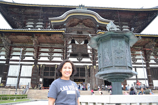 Octagonal Lantern, Todaiji Temple - www.curiousadventurer.blogspot.com