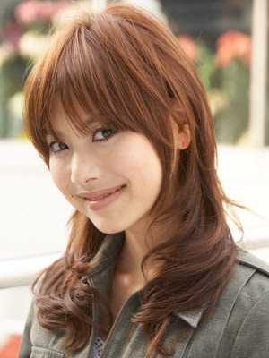 Choppy bangs Hairstyle 4. Natural texture. This look turns out best when you